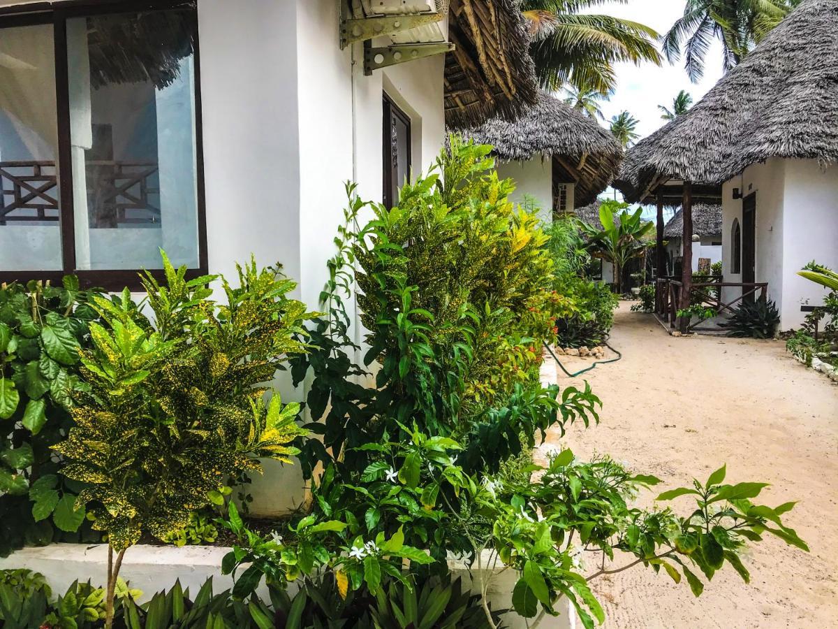 Jambiani White Sands Bungalows Bagian luar foto